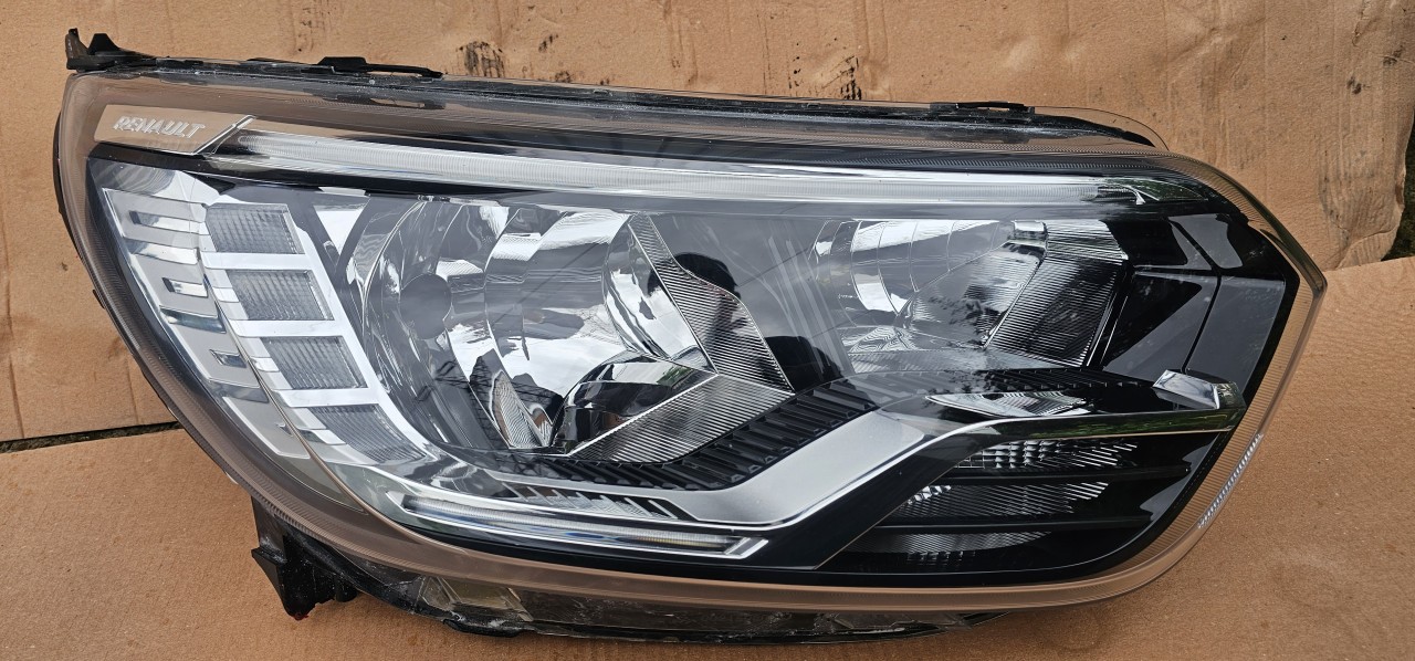 Far dreapta Renault Express 2021 2022 2023 2024