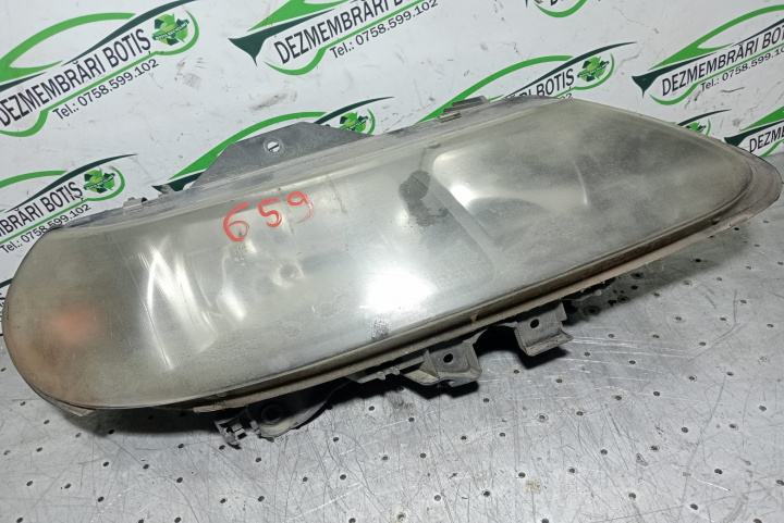 Far dreapta Renault Laguna [facelift] [1998 - 2001] Liftback 1.9 DCi MT (110 hp)