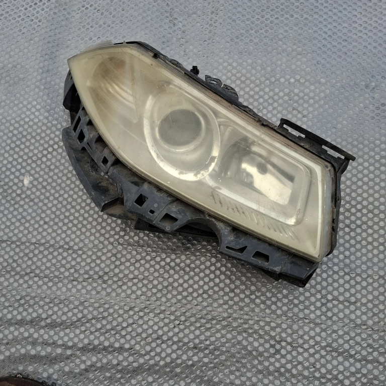 Far Dreapta Renault Megane 2 2002-2010 8200412754, 12912F, E95562