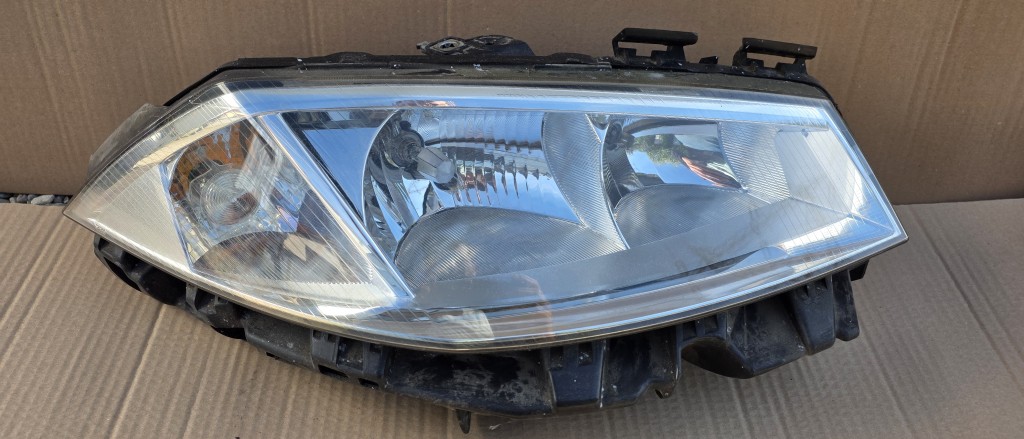 Far dreapta Renault Megane 2 2004 2005 2006