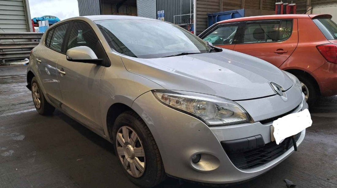 Far dreapta Renault Megane 3 2011 HATCHBACK 1.5 dCI