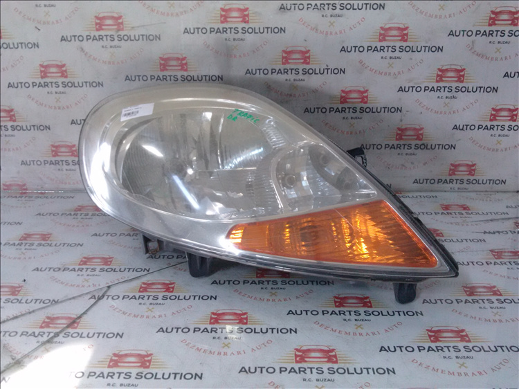 Far dreapta RENAULT TRAFIC