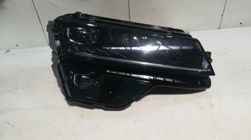 Far dreapta Skoda Karoq An 2017 2018 2019 2020 cod 57B941016B FULL LED