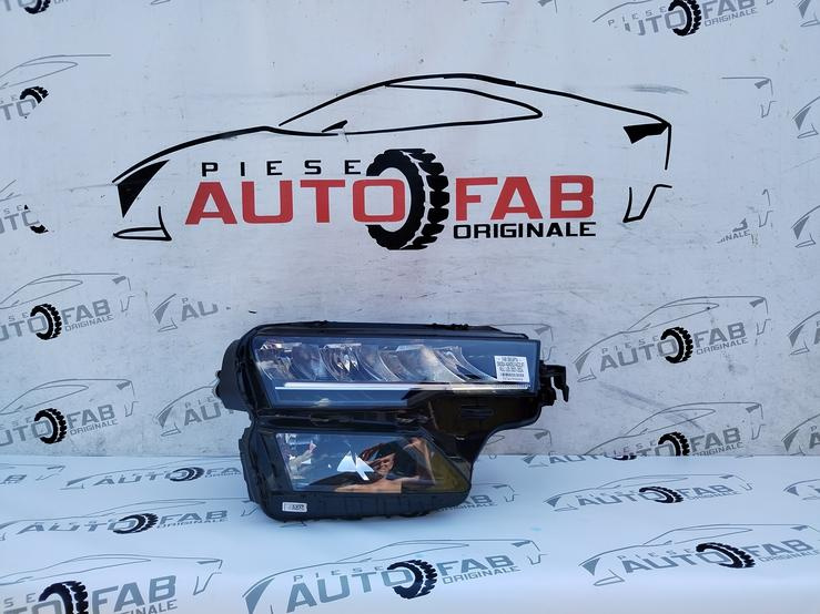Far dreapta Skoda Karoq Facelift Full LED an 2021-2022-2023-2024 57B941010 7X76V9XGM6