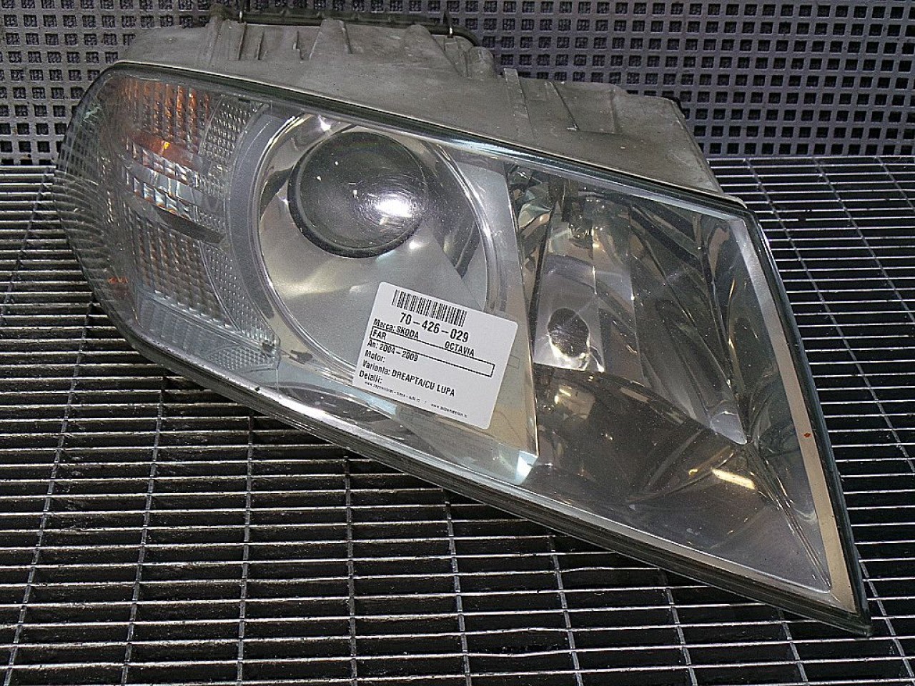 FAR DREAPTA SKODA OCTAVIA - - (2004 2009)