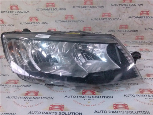 Far dreapta SKODA OCTAVIA 3 1.6 TDI an fabr. 2014