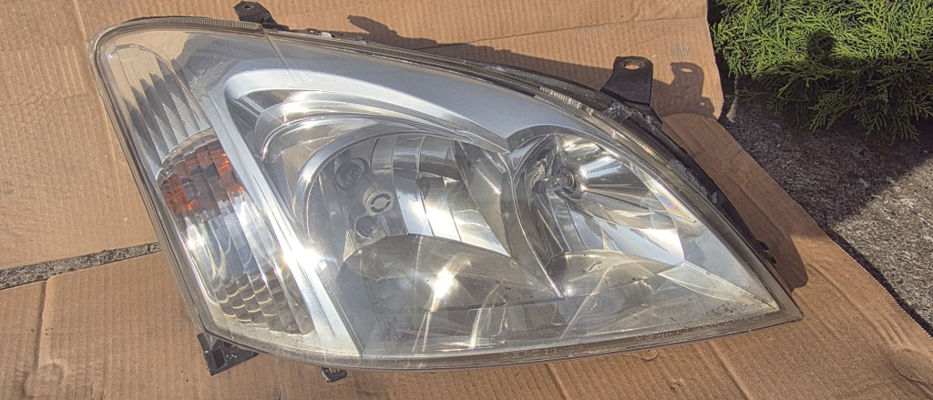 Far dreapta Toyota Corolla E12 Hatchback 2003 2004 2005
