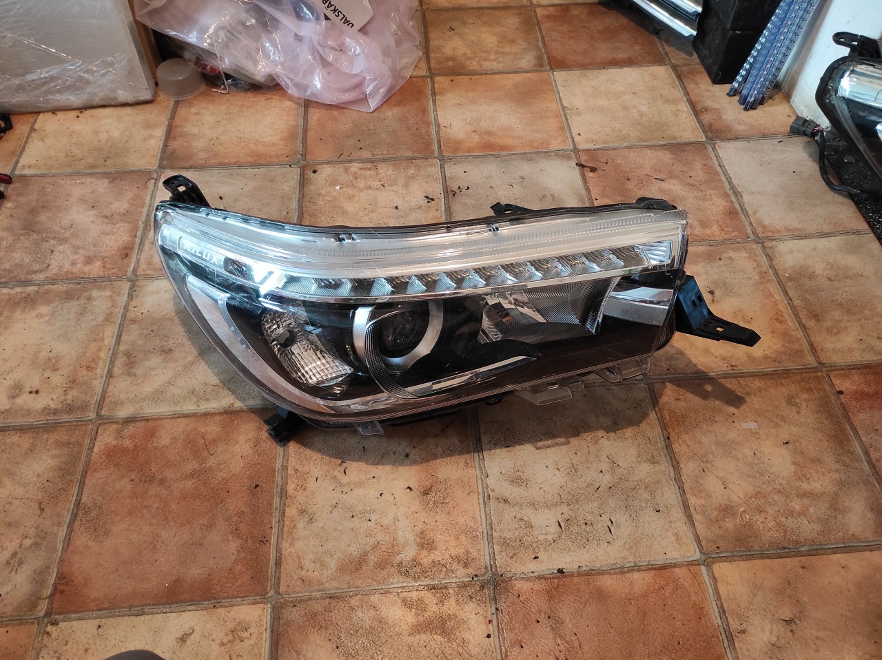Far dreapta Toyota Hilux led 2015-2019