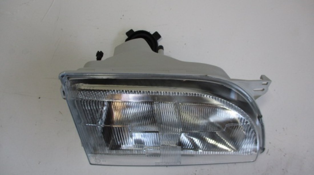 FAR DREAPTA TYC COD 20-5211-08-2 FORD TRANSIT