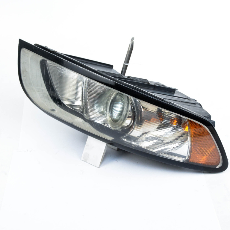 Far Dreapta,volan Pe Stanga LHD Volvo V50 (MW) 2004 - 2012 30763034, 0301237202