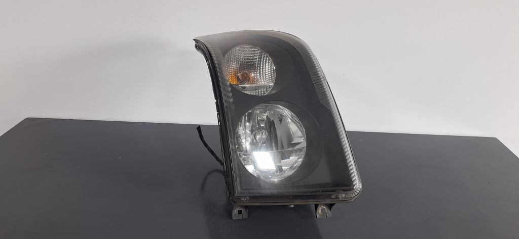 Far dreapta Volkswagen Crafter (2006-2017) 2.0 Motorina 2010, 2E2941016 / 9068200461