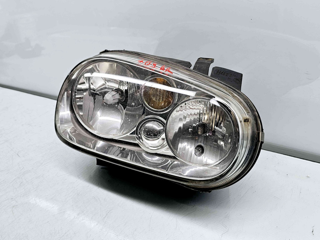 Far dreapta Volkswagen Golf 4 Variant (1J5) [Fabr 1999-2005] OEM