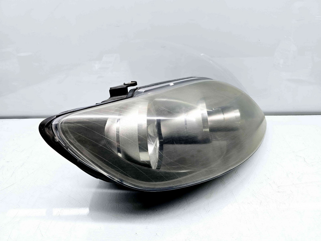 Far dreapta Volkswagen Golf 5 Plus (5M1) [Fabr 2005-2008] 5M1941006B