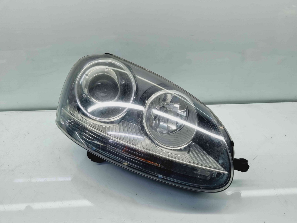 Far dreapta Volkswagen Jetta 3 (1K2) [Fabr 2005-2010] 1K6941032