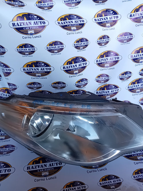 Far dreapta Volkswagen Passat CC 2010, 3C8941006D