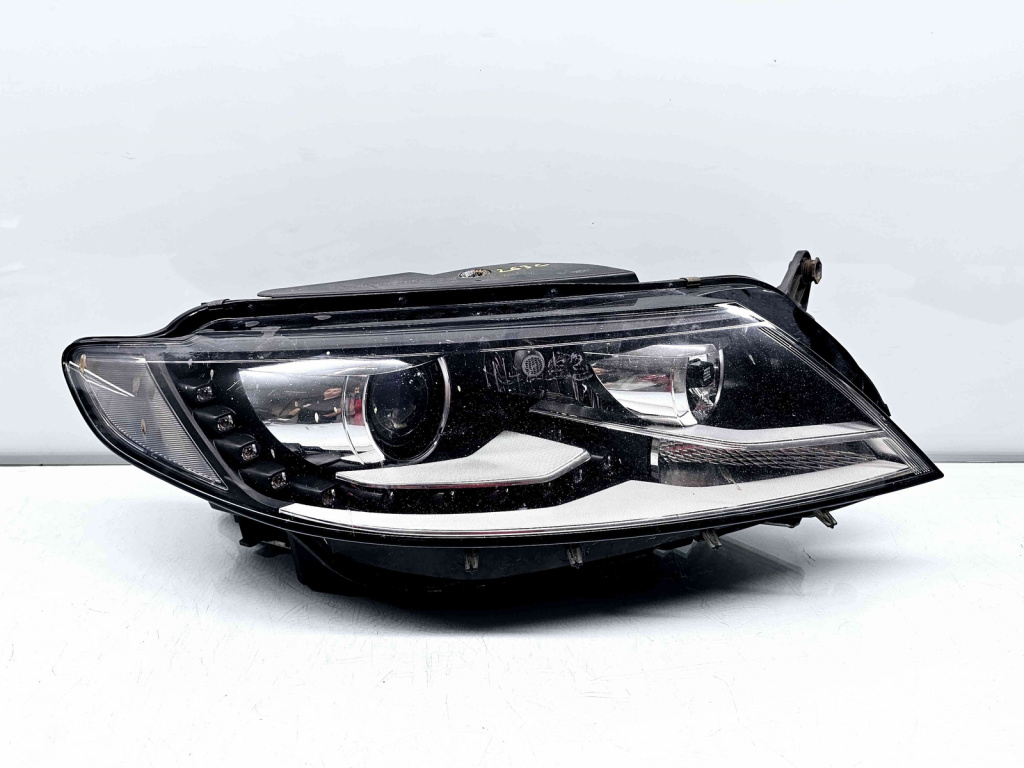 Far dreapta Volkswagen Passat CC (358) Facelift [Fabr 2012-2016] 3C8941752