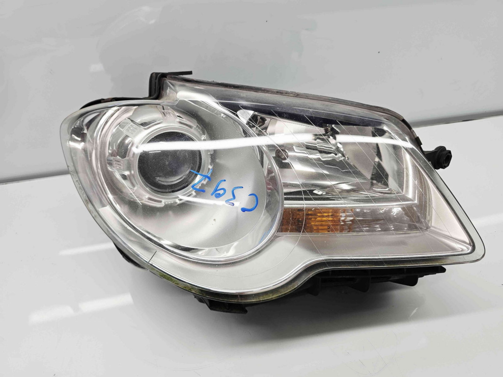 Far dreapta Volkswagen Touran (1T1, 1T2) [Fabr 2003-2010] Facelift 1T2941006B