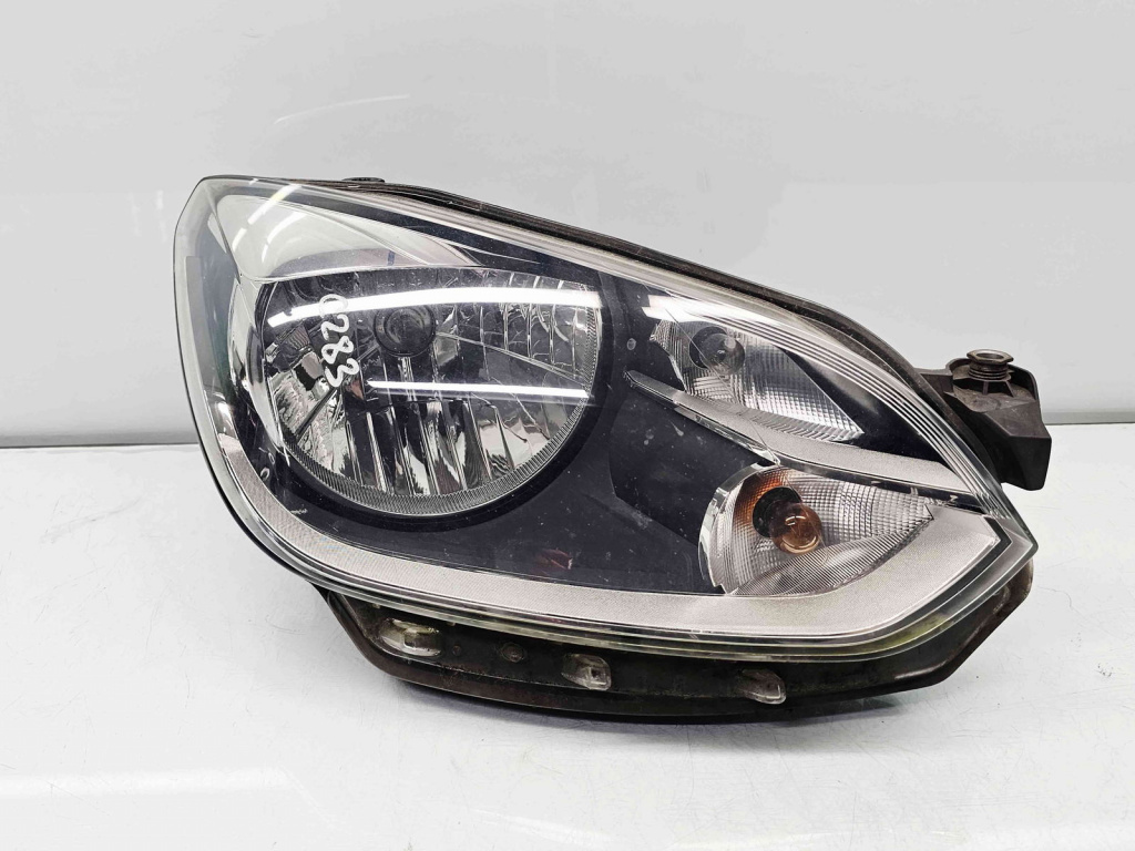Far dreapta Volkswagen UP [Fabr 2011-2019] 1S2941016N