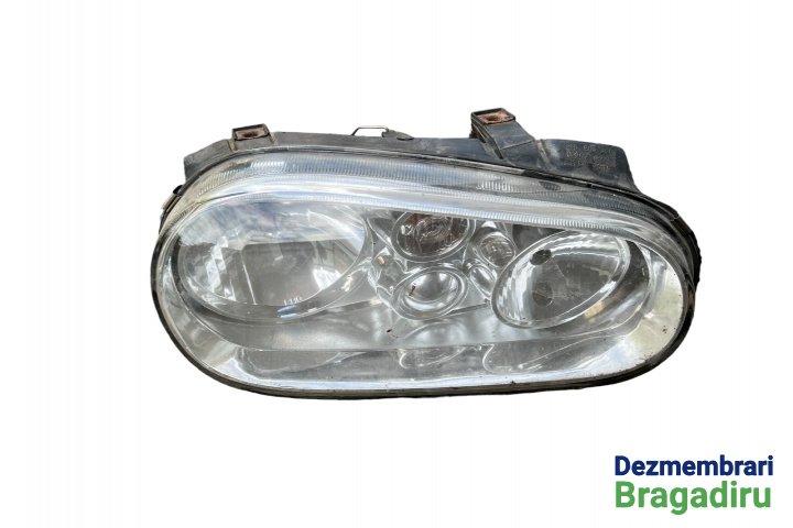 Far dreapta Volkswagen VW Golf 4 [1997 - 2006] Hatchback 5-usi 1.4 MT (75 hp)