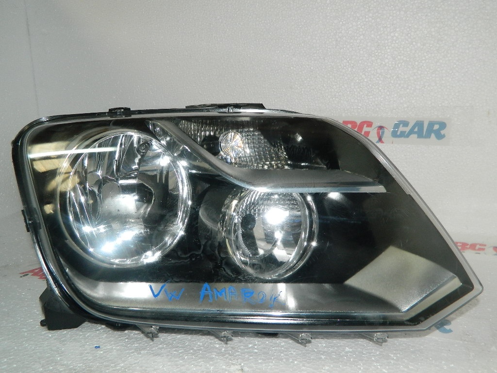 Far dreapta VW Amarok - 2011