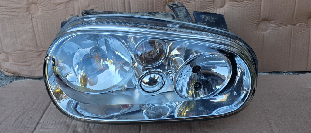 Far dreapta Vw Golf 4 1999 2000 2001 2002 2003 2004
