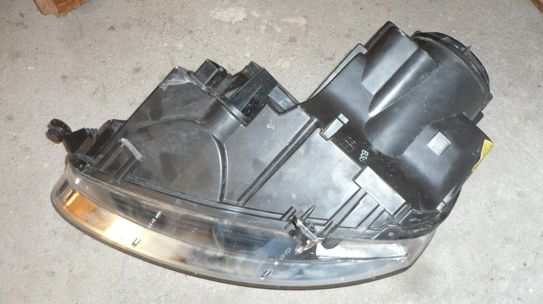 Far Dreapta Vw Golf 5,Vw Jetta Original Hella