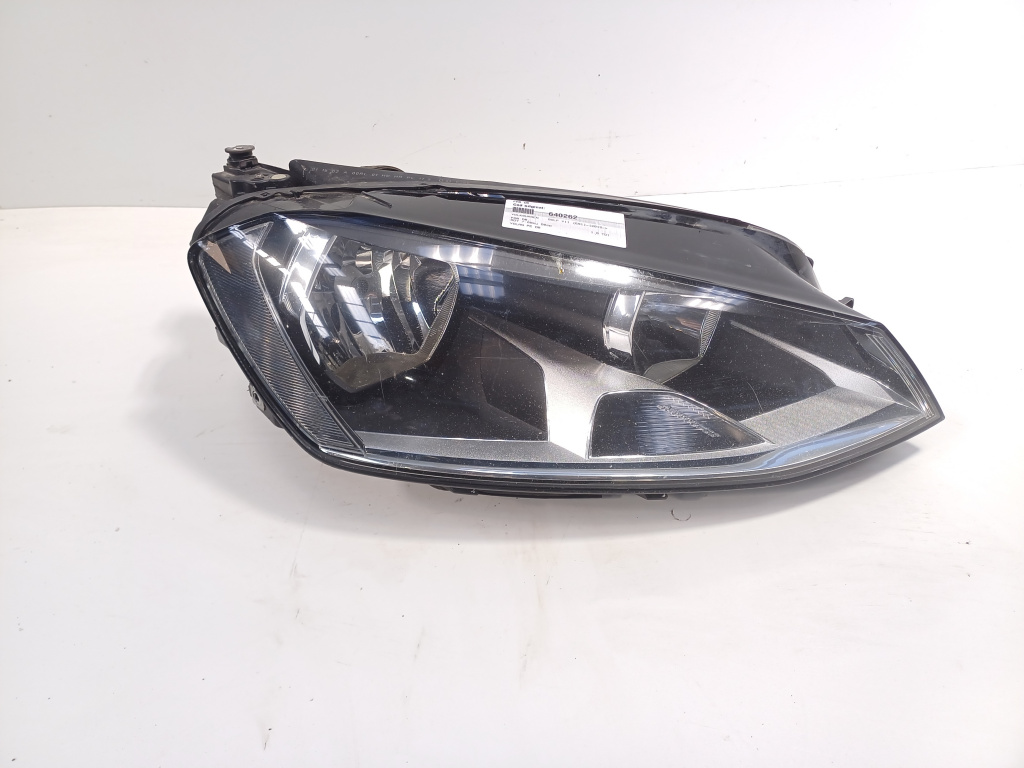 Far dreapta, VW Golf 7 (5G) (id:110747)