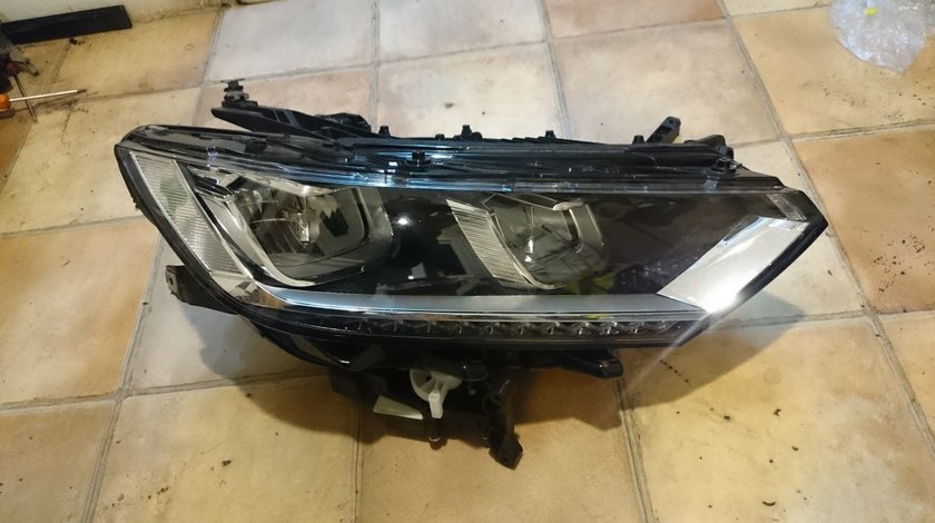 Far dreapta VW Passat 3G B8 Full LED (2014-2018) cod 3G1941036H