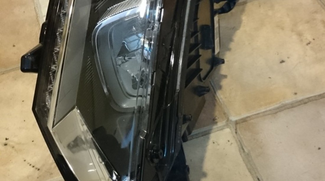 Far dreapta VW Passat 3G B8 Full LED (2014-2018) cod 3G1941036H