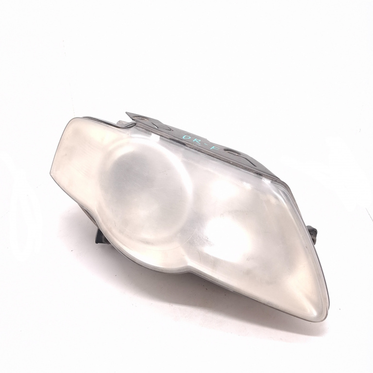 Far Dreapta Vw Passat B6 2005-2010 2.0 Tdi Bmp Motorina Volan Pe Stanga Lhd 3C0941006J, 1El24701402, 1El247014-02, Ssb501, E410225, E410224 Hella