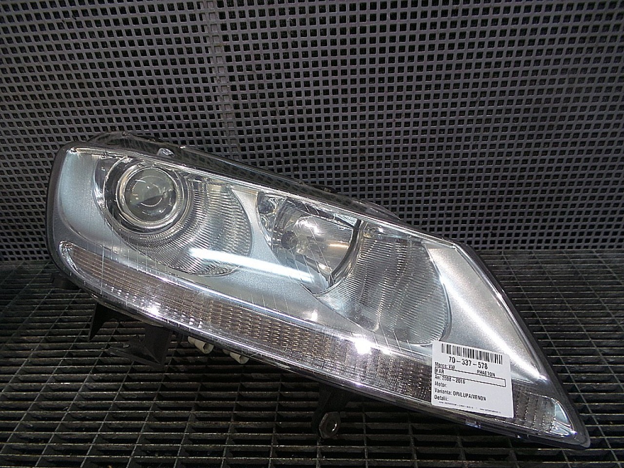 FAR DREAPTA VW PHAETON - - (2002 2010)