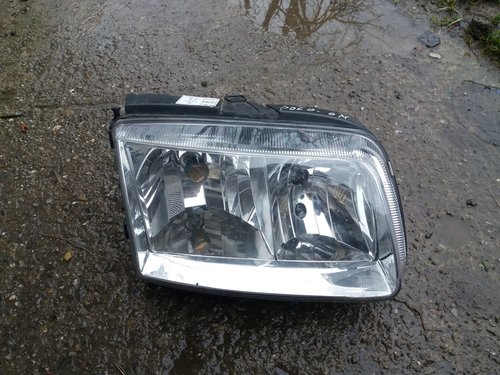 Far Dreapta Vw Polo 6N2 1999 2002