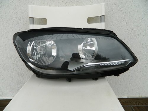 Far dreapta VW Touaran model 2010-2015 cod 1T1941006G