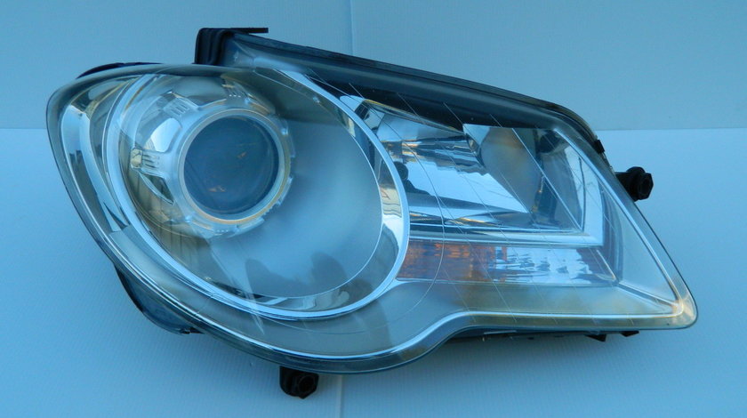 Far dreapta VW Touran model 2007-2010 cod 1T1941006B