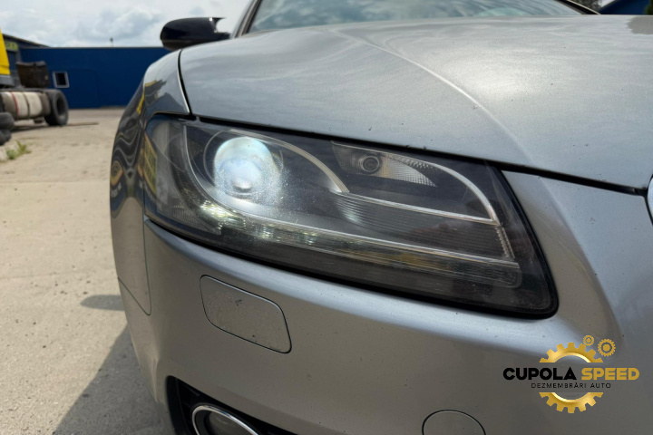 Far dreapta Xenon Audi A5 8T [2007 - 2011] S-Line 2.0TDI Quattro