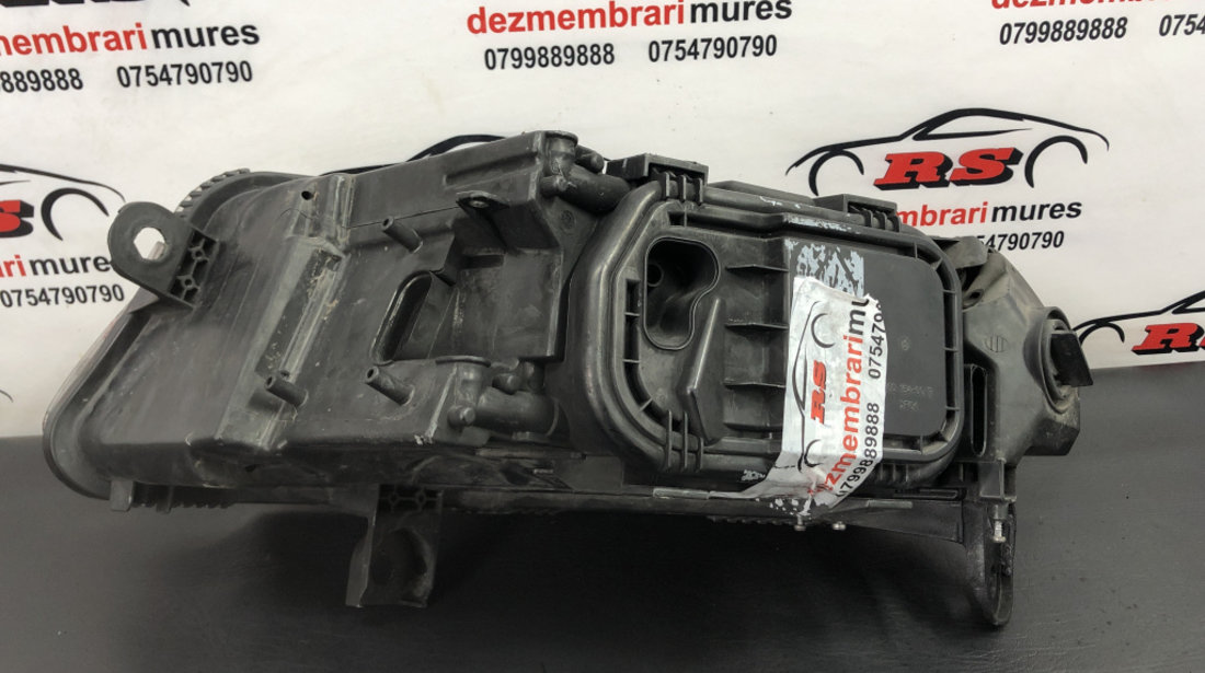 Far dreapta xenon Audi A6 C6 2.0TDI Manual Negru 140cp sedan 2008 (4F0941004AK)