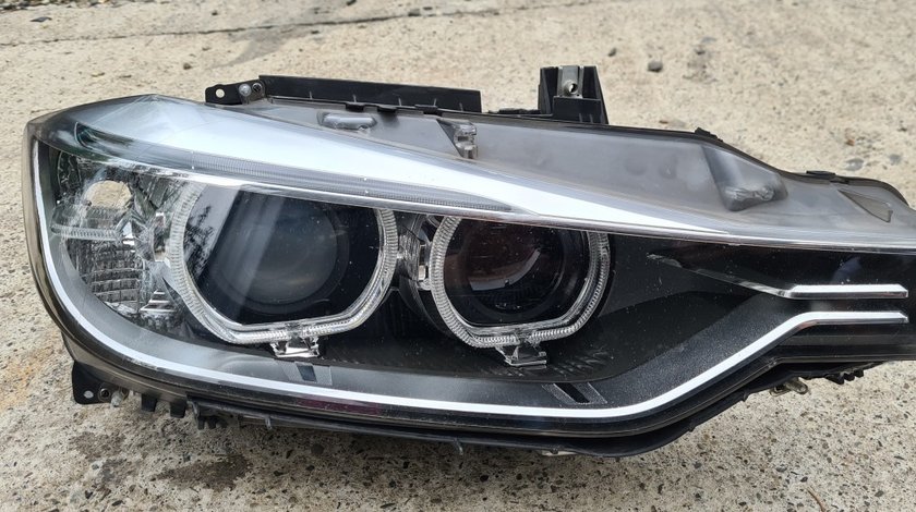 Far dreapta Xenon BMW F30 F31 F34 2013 2014 2015