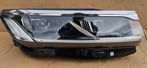 Far dreapta Xenon LED Vw Touareg CR 2018 2019 2020 2021