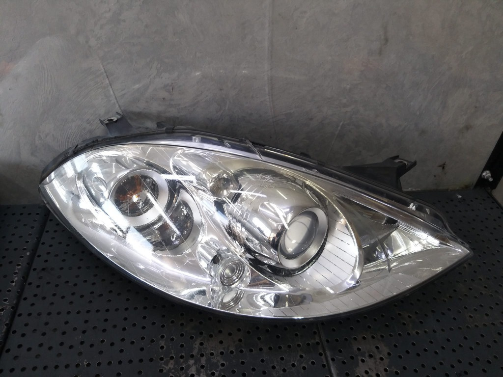Far dreapta xenon mercedes a class w169 a1698207461 030119727209 131410610