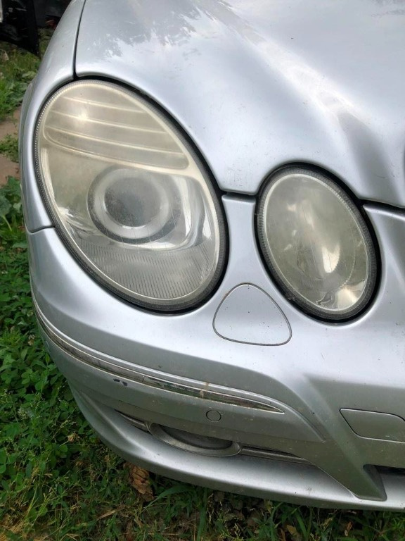 Far dreapta Xenon Mercedes E Class w211 Facelift 2008