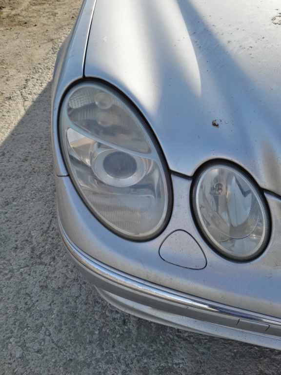 Far dreapta Xenon Mercedes E-Class W211
