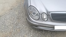 Far dreapta xenon Mercedes E220 cdi w211 Avantgard...