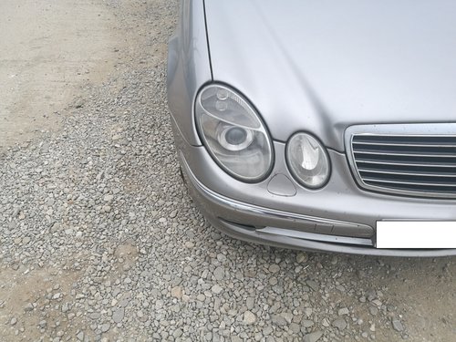 Far dreapta xenon Mercedes E220 cdi w211 Avantgarde