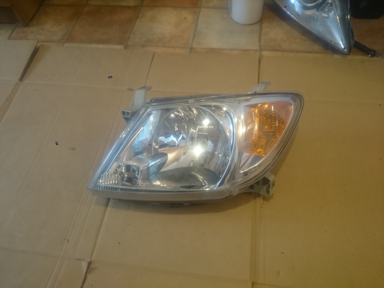 Far electric stanga Toyota Hilux (2005-2009)