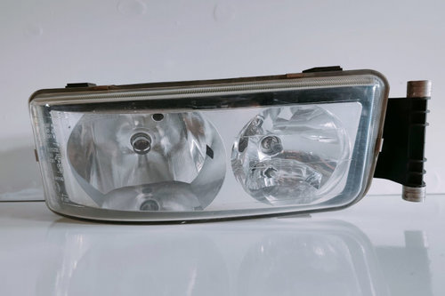 Far Far Stanga MAN TGX 1, cod 5697300007 5697300007 MAN TGX generatia 1 [facelift] [2014 - 2016]