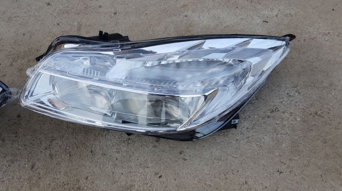 Far faruri noi Europa stanga dreapta Opel Insignia 2009-2014