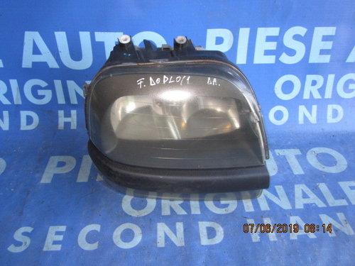 Far Fiat Doblo; 46807769 (o ureche de prindere rupta)