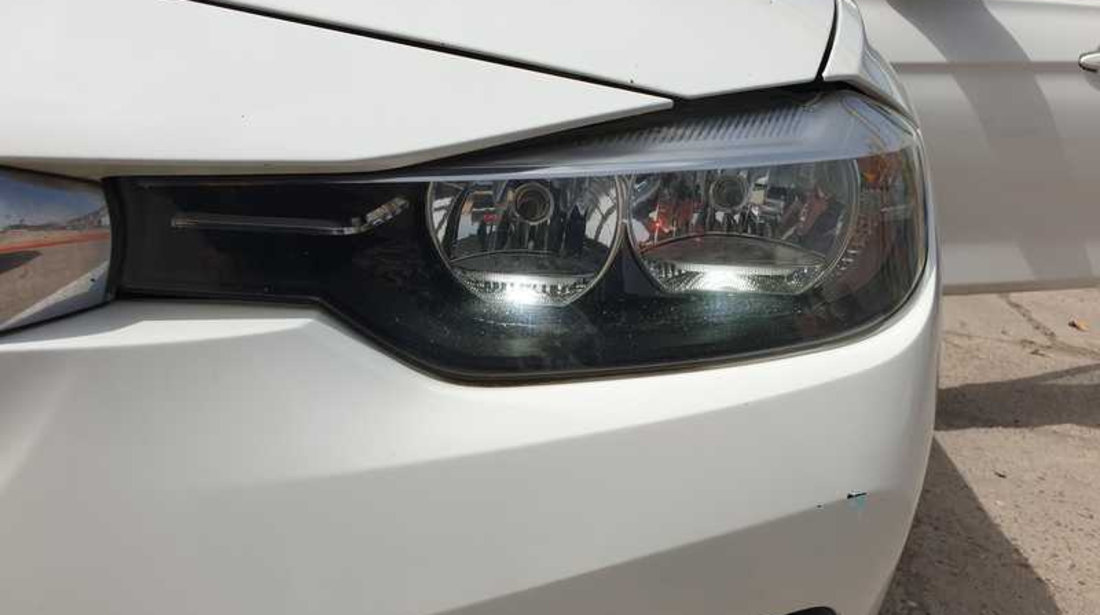 Far Halogen Stanga BMW Seria 3 F30 F31 LCI Facelift 2014 - 2018