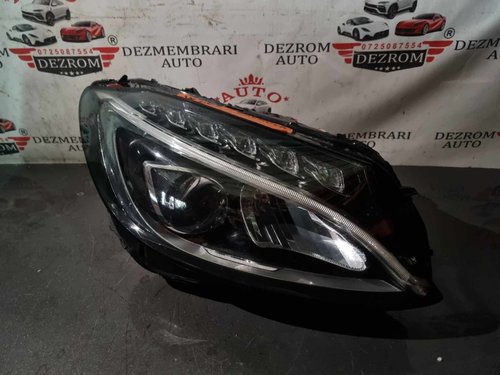 Far LED dreapta (2 urechi rupte si carcasa reparata) A2058200661 Mercedes-Benz C-Class (W205)