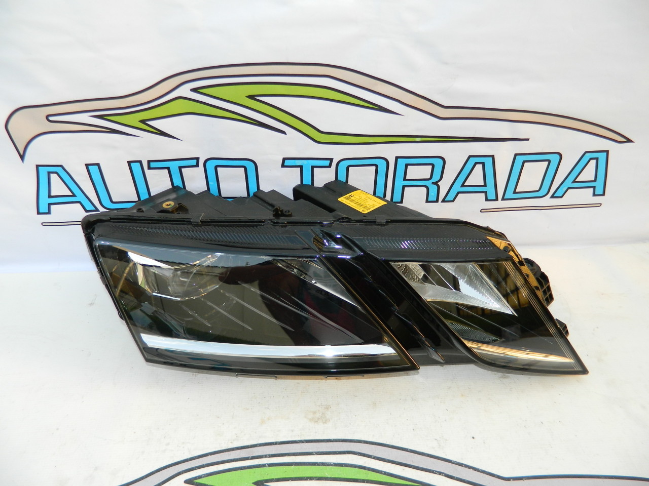 Far LED dreapta Skoda Octavia 3 Facelift 2016-2020 cod 5E1941016D
